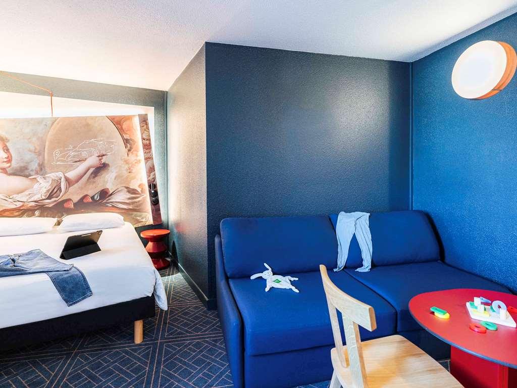 Hotel Ibis Styles Le Mans Gare Sud Habitación foto